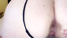 Close up MILF masturbation