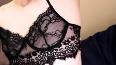 Amateur blonde babe masturbates on cam