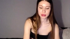 Amateur Webcam Teen Masturbates And Teases