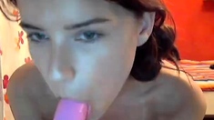 Close up MILF masturbation