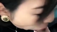 這騷貨在老公面前女強人！在我胯下像小狗一