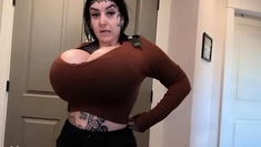Big Boob Babe Masturbating