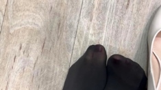 Solo masturbation and the foot fetish