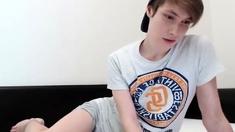 Cute Teen Shows Off His Smooth Butt