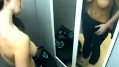 Hidden Cam in Changing Cabine BV